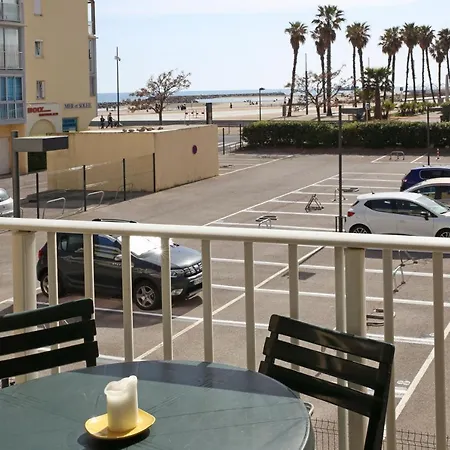 T2 A Deux Pas Des Plages Quartier Des Quilles Apartmán