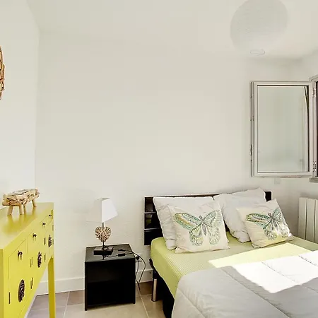 T2 A Deux Pas Des Plages Quartier Des Quilles Appartement