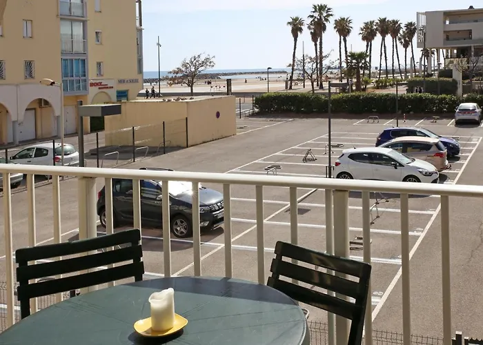 T2 A Deux Pas Des Plages Quartier Des Quilles Appartamento